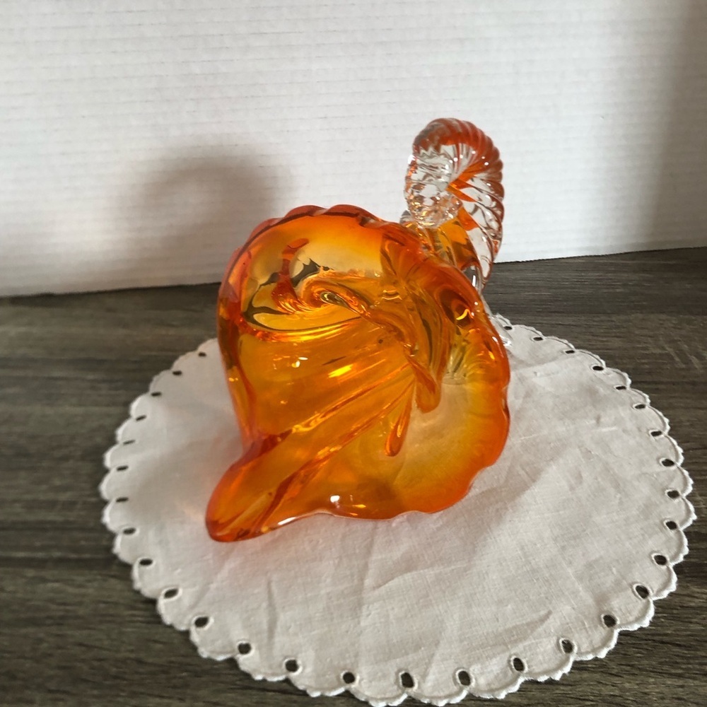 Vtg Orange Hand Blown Glass Cornucopia